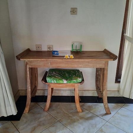 Kirana Homestay Amed  Exterior photo