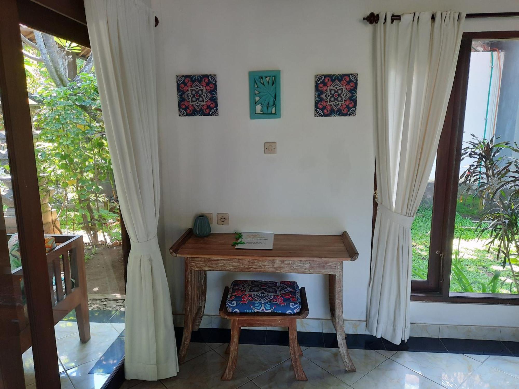 Kirana Homestay Amed  Exterior photo